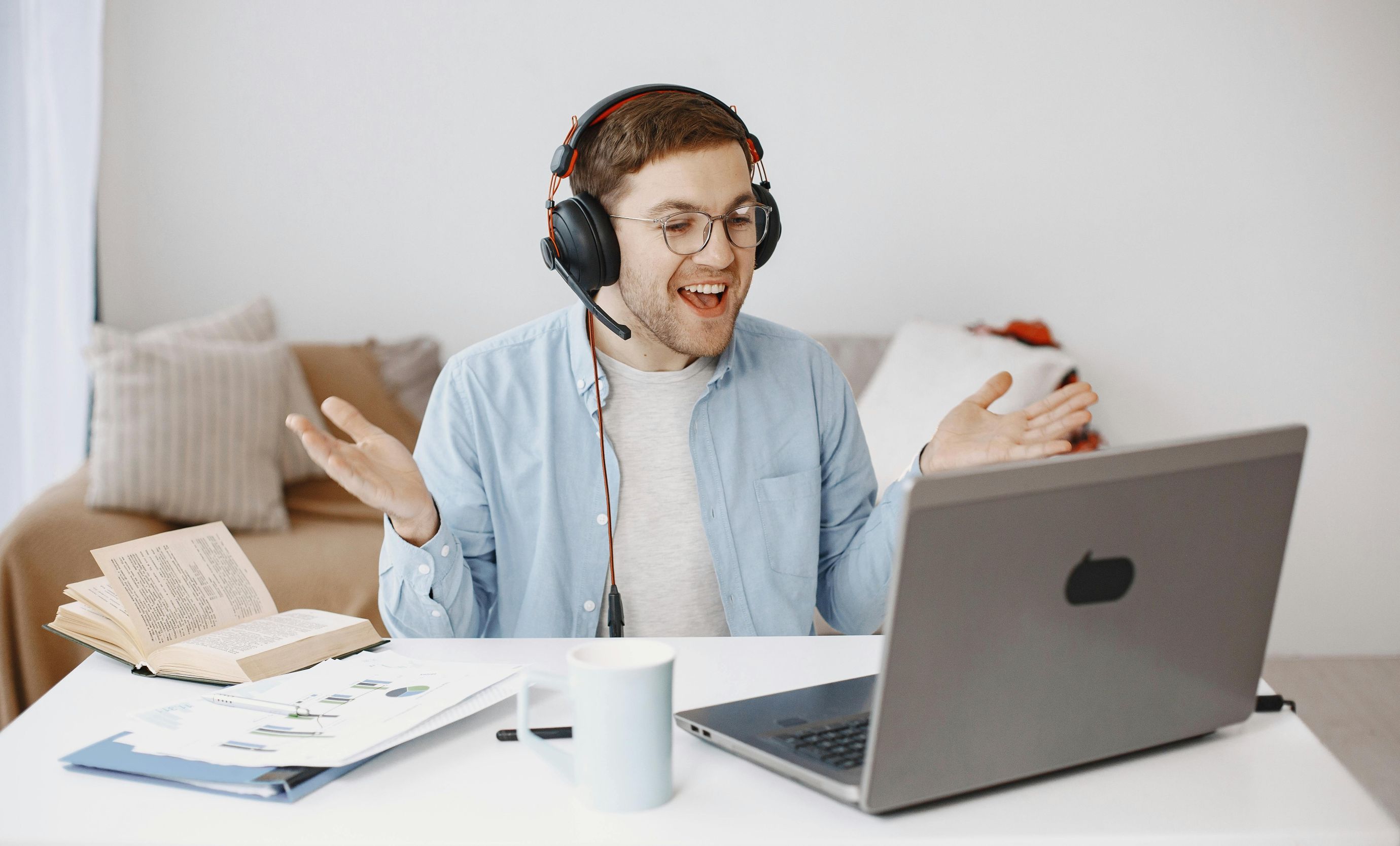 YouTube dubbing is easy when you leverage both AI and human experts.